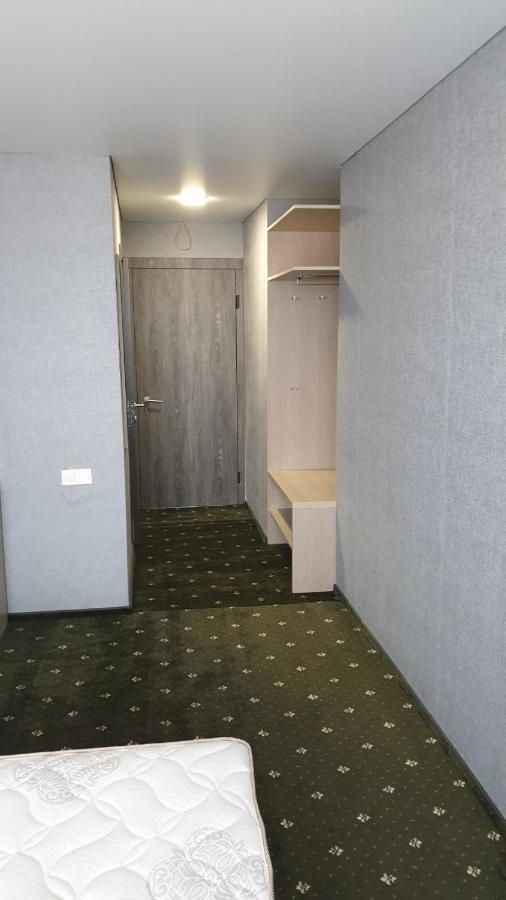 River Park Hotel Kovelʼ Dış mekan fotoğraf